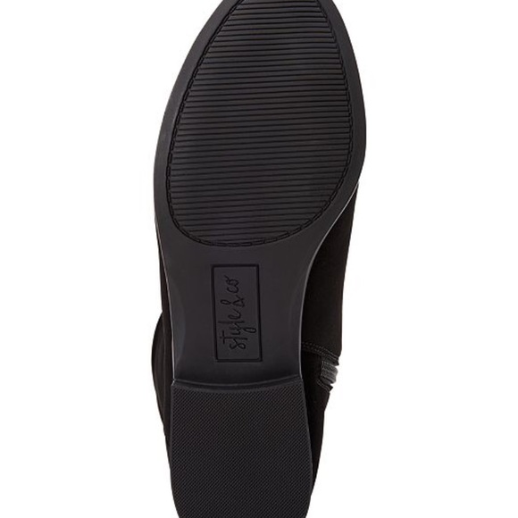 Women’s Black Boots - Picture 4 of 7